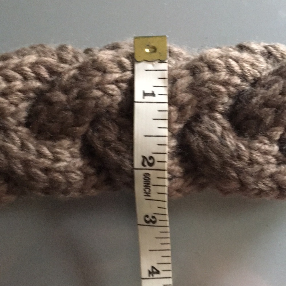 womans ear warmer headband - Picture 4 of 4
